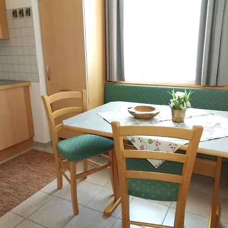 Niederacher Apartman *