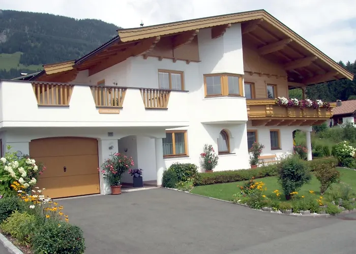 尼德拉撤公寓 *