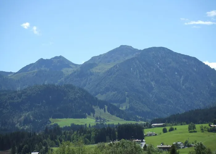 尼德拉撤公寓 菲伯布伦